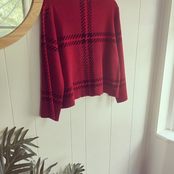 Red Sweater in Southwestern Style slightly cropped, feels so soft great Sz Large - Picture 6 of 7